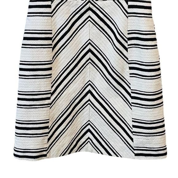 H&M White & Black Aztec Striped Tweed Shift Dress - Picture 5 of 10